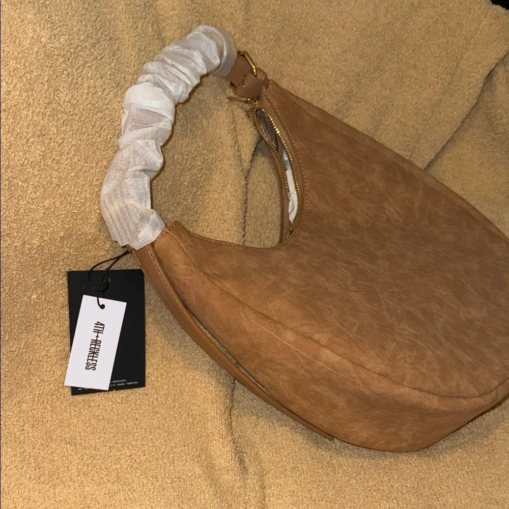 4th & Reckless Una Faux Suede Crescent Bag Shoulder Purse Brown Tan NEW Medium - Picture 8 of 10